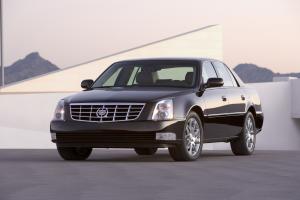 Cadillac DTS 2006 года